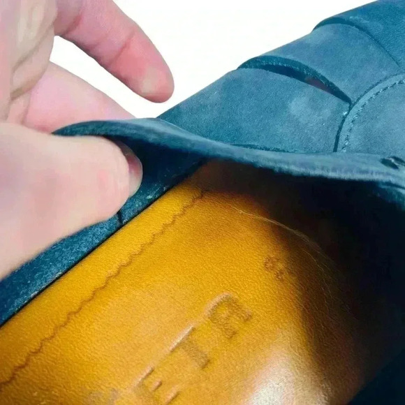 Zeeta Slip On Sandal Size 39 Cross Strap Blue Suede. - Picture 8 of 12